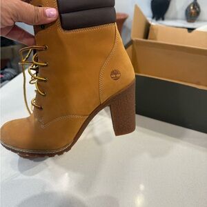 Timberland Women's Wheat Nubuck Lace-Up Block Heel Boot